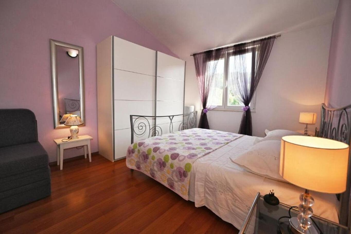 Apartment Mihovilovic 斯拉汀 外观 照片