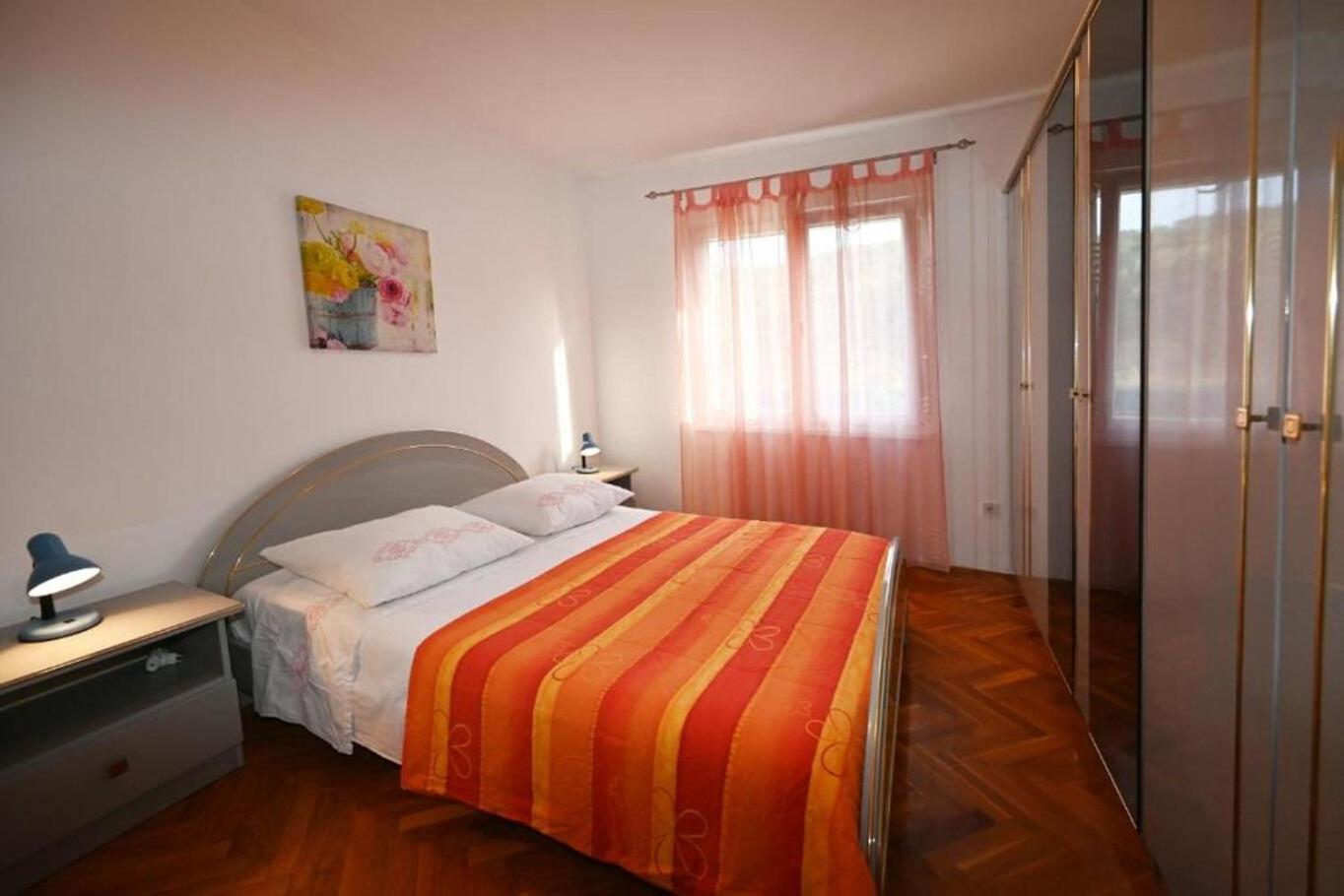 Apartment Mihovilovic 斯拉汀 外观 照片