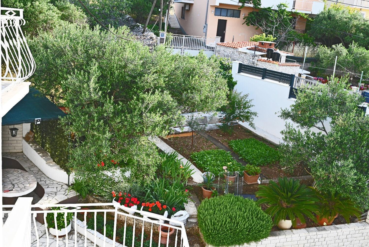 Apartment Mihovilovic 斯拉汀 外观 照片